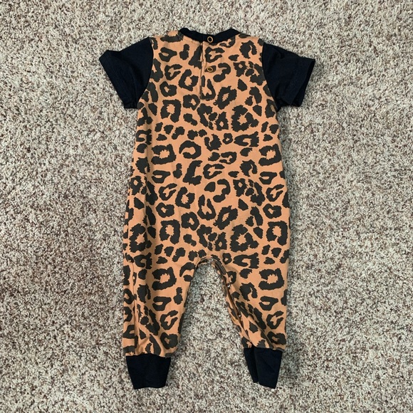 Cute One Piece Sassy Outfit - Picture 3 of 7